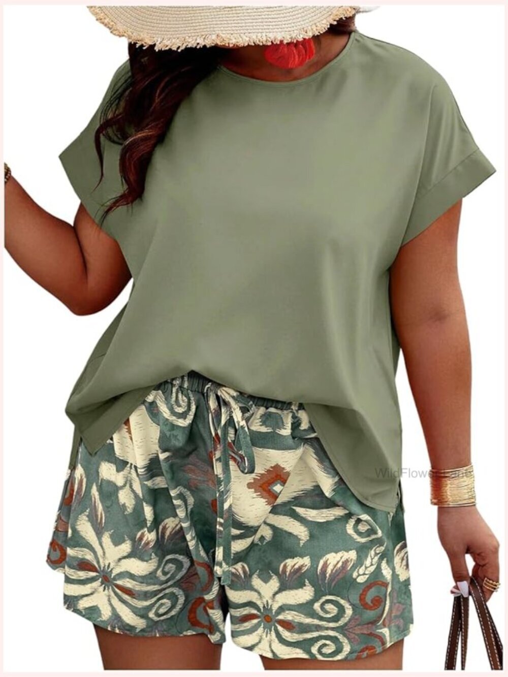 Plus Size 2 Piece Vacation Outfit Short Sleeve Blouse and Shorts Set